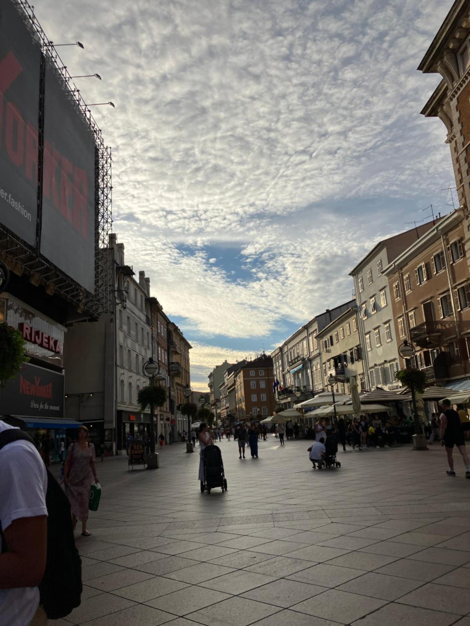 Rijeka Sea View For 2アパートメント エクステリア 写真